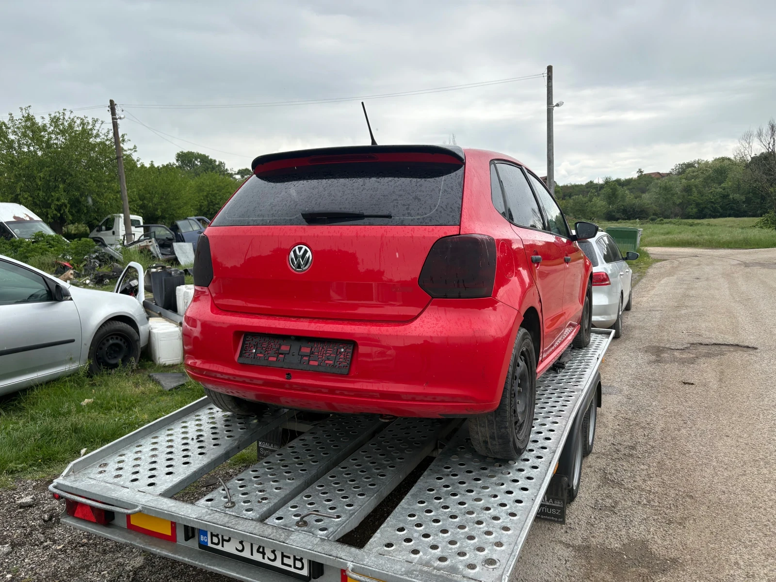 VW Polo 1.6 TDI, снимка 5 - Автомобили и джипове - 54579014