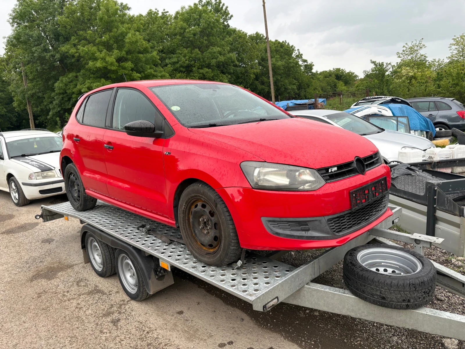 VW Polo 1.6 TDI, снимка 3 - Автомобили и джипове - 54579014