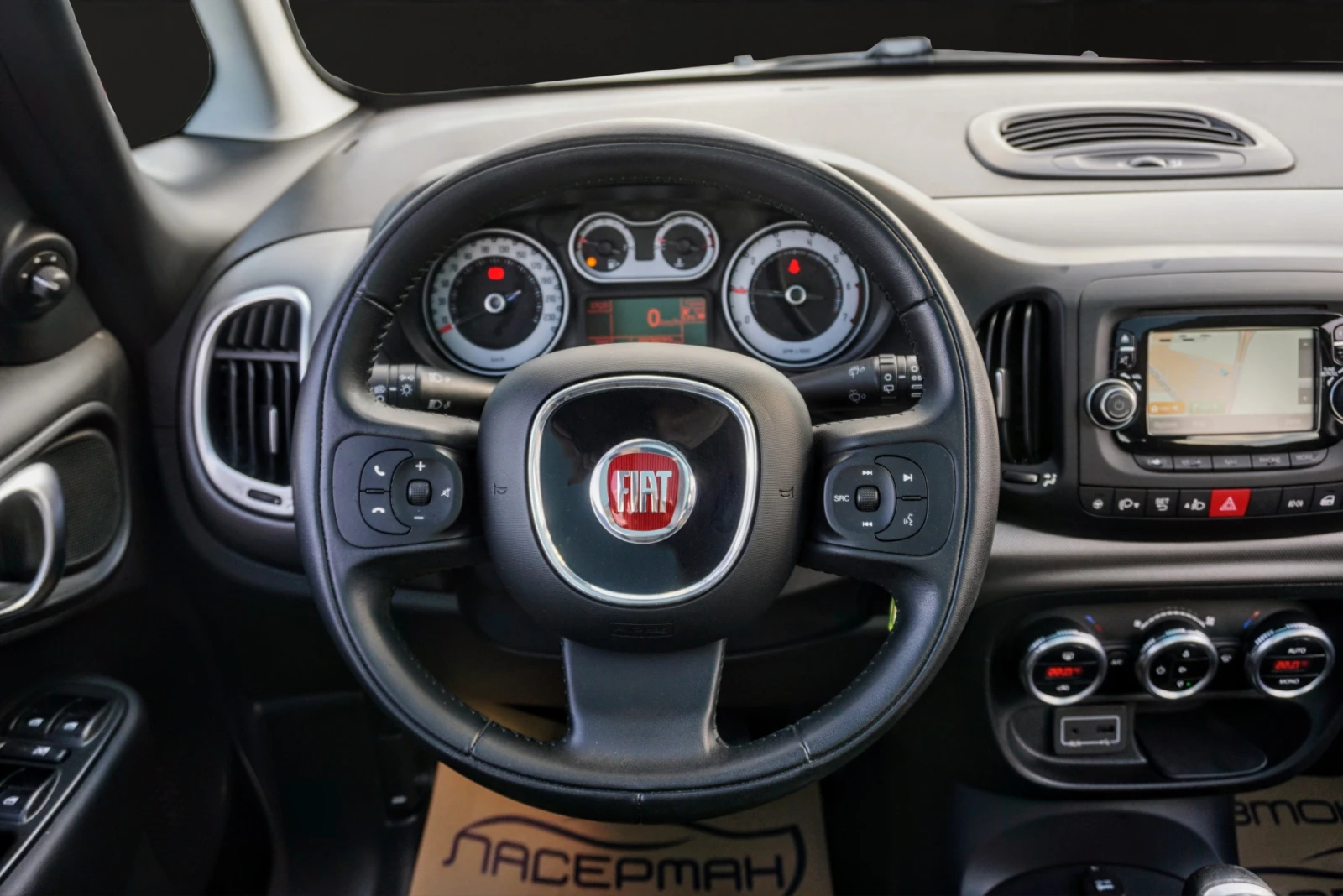 Fiat 500L 1.4TJT LOUNGE NAVI PANORAMIC LPG, снимка 10 - Автомобили и джипове - 54679975
