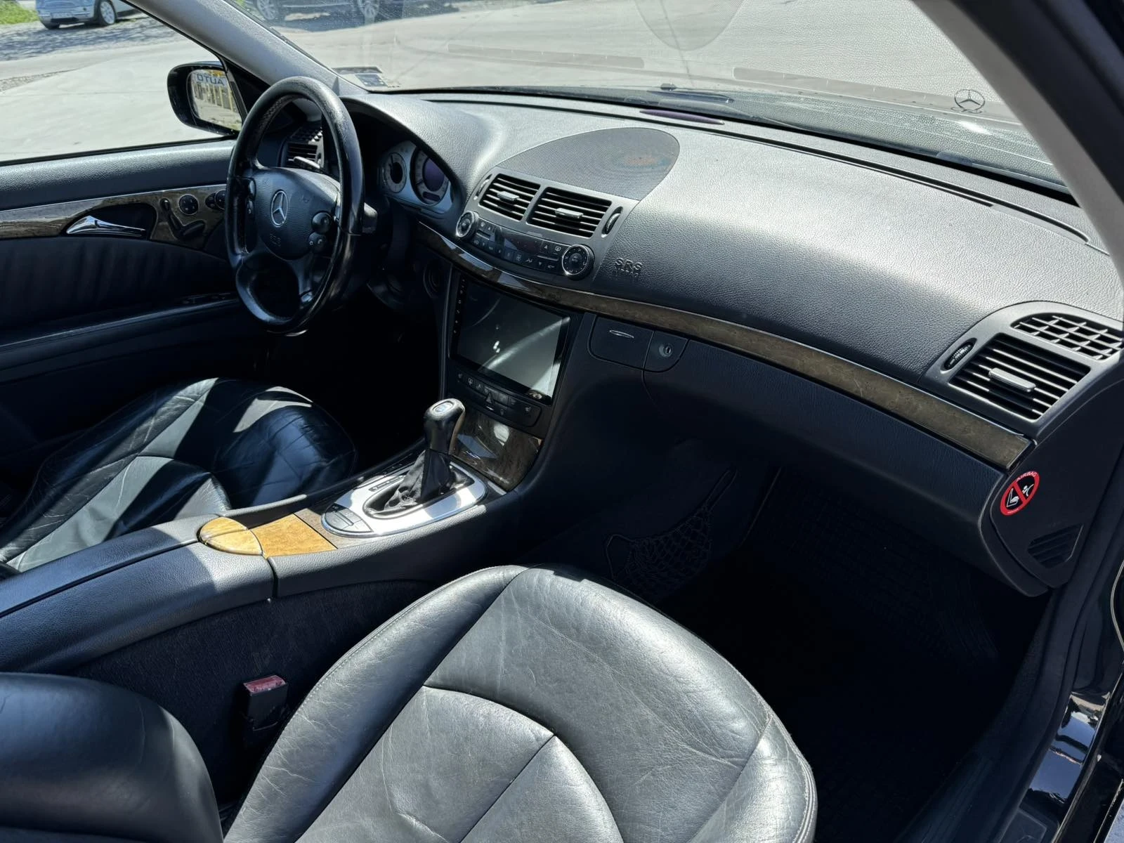 Mercedes-Benz E 320, снимка 10 - Автомобили и джипове - 55085018