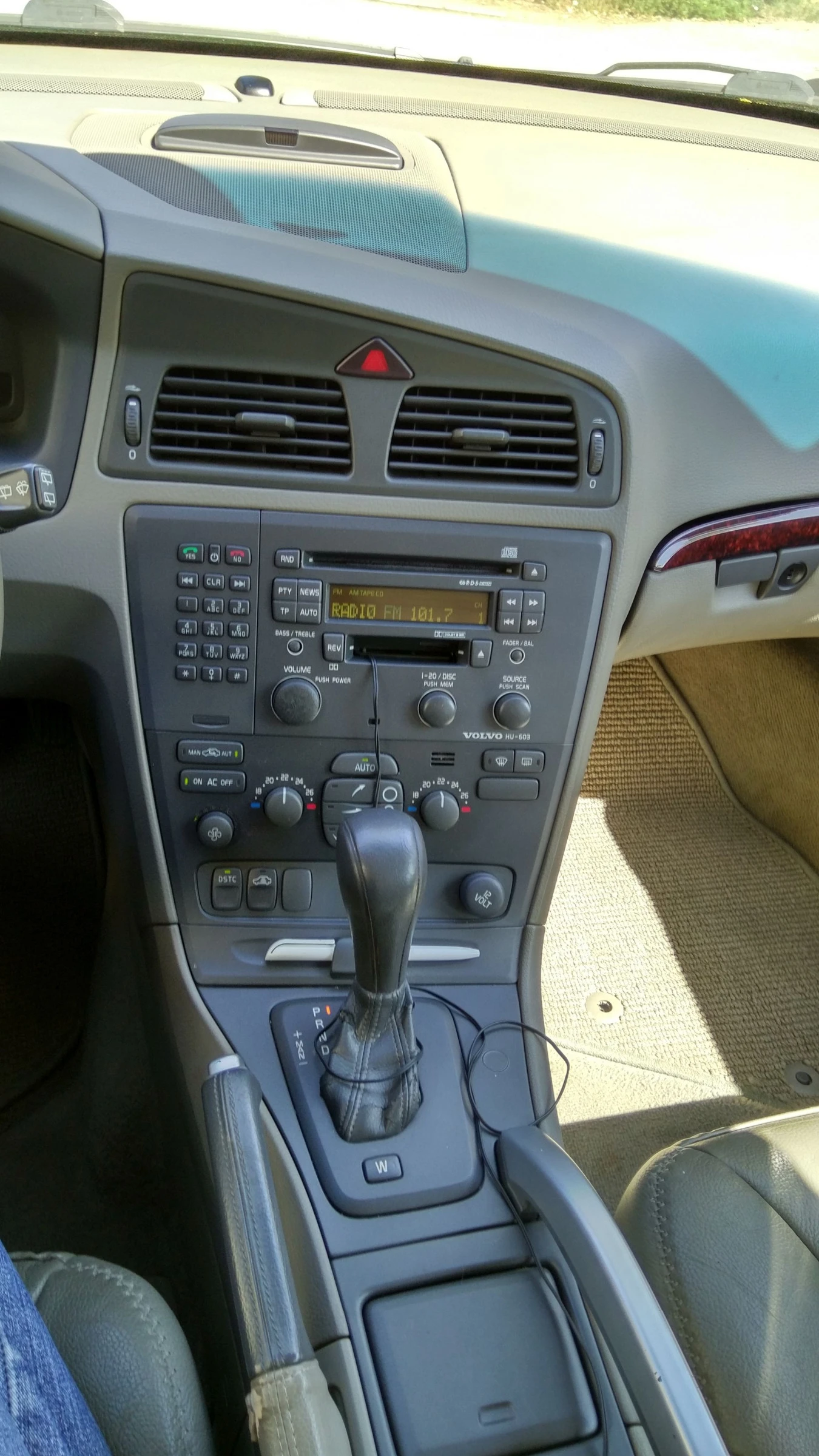 Volvo Xc70, снимка 8 - Автомобили и джипове - 55724022