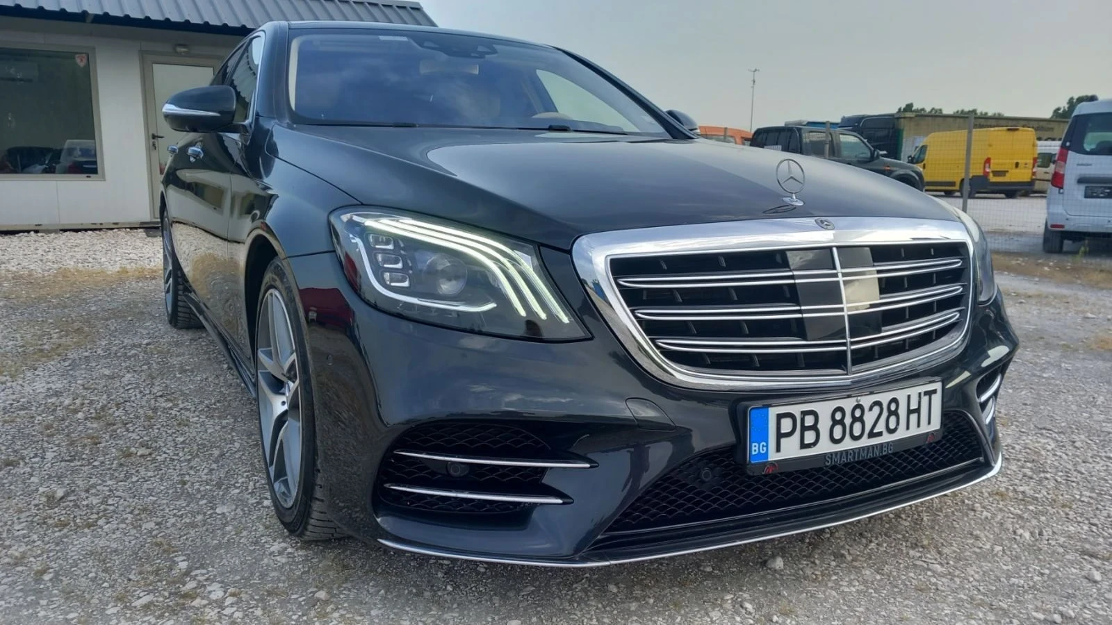 Mercedes-Benz S 560 AMG пакет 8V 4.0, снимка 11 - Автомобили и джипове - 55786233