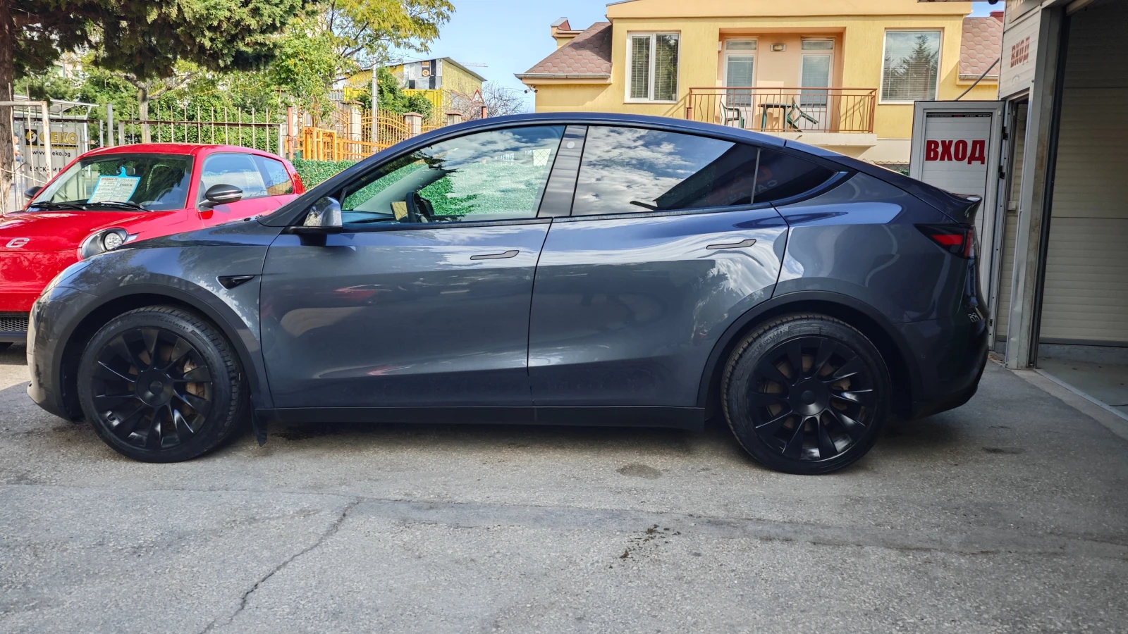 Tesla Model Y LR AWD 78 kWh 87.4% SoH, снимка 4 - Автомобили и джипове - 55980084