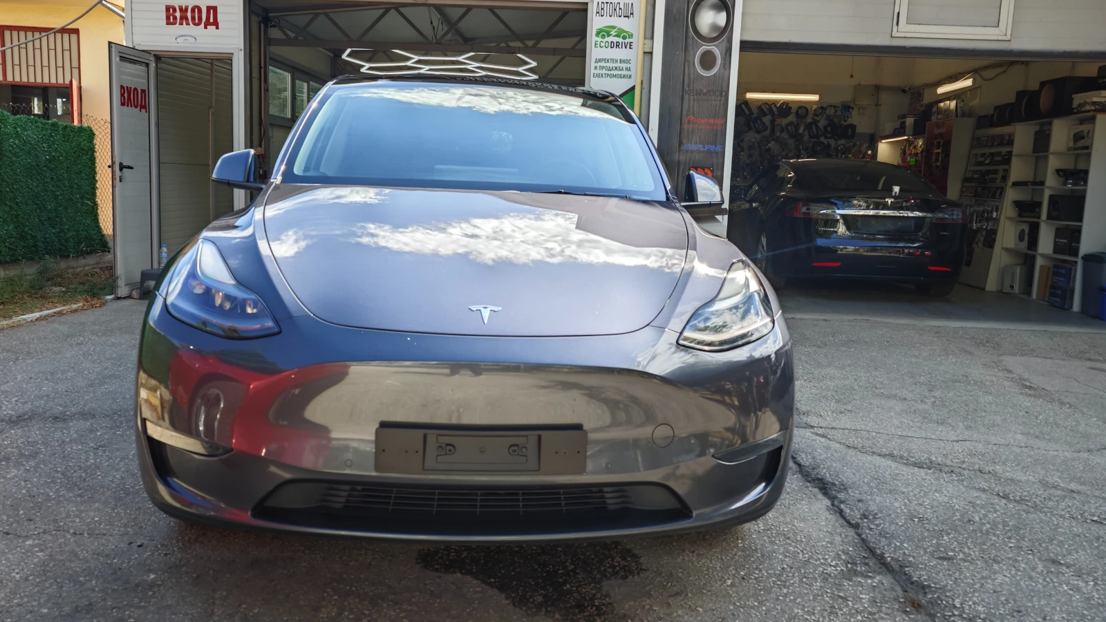 Tesla Model Y LR AWD 78 kWh 87.4% SoH, снимка 2 - Автомобили и джипове - 55980084