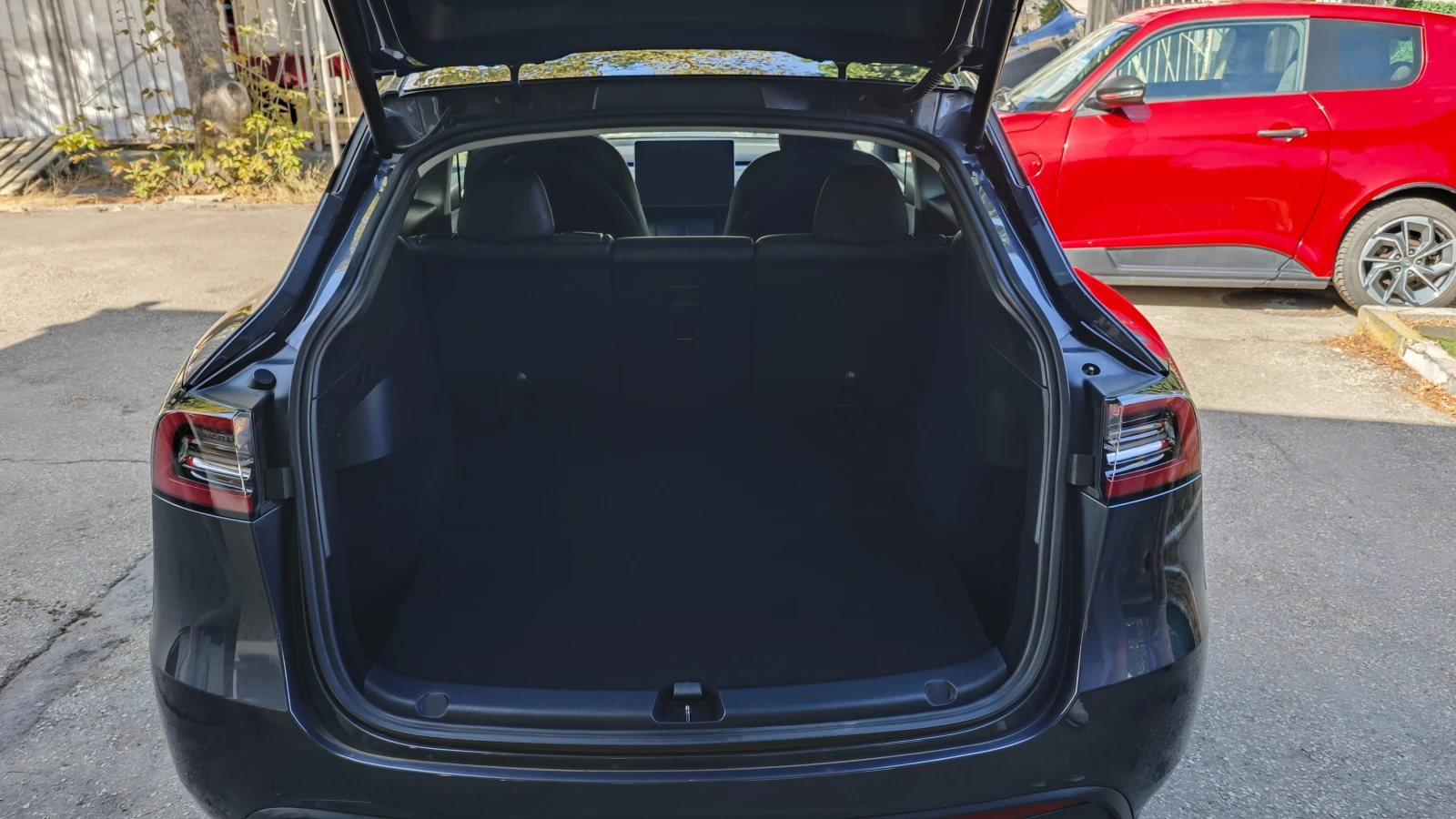 Tesla Model Y LR AWD 78 kWh 87.4% SoH, снимка 9 - Автомобили и джипове - 55980084