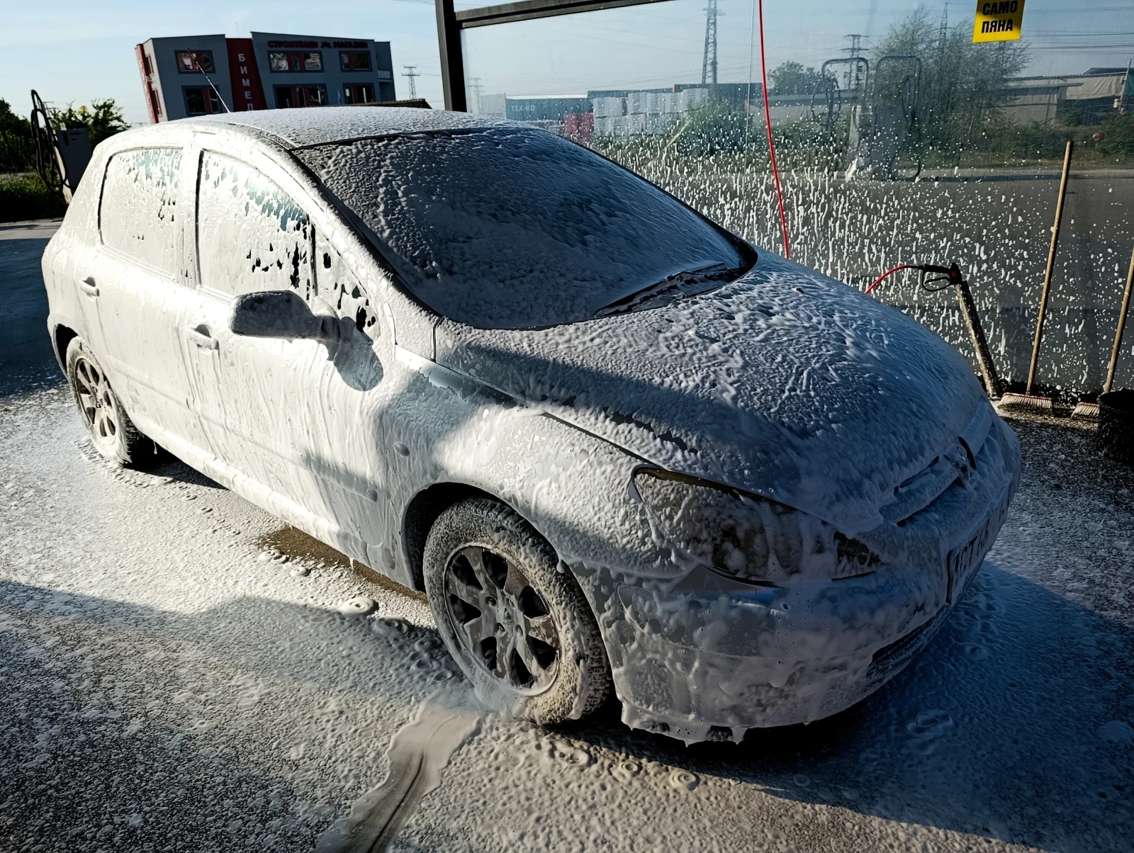 Peugeot 307 2.0 HDI, снимка 15 - Автомобили и джипове - 56337746