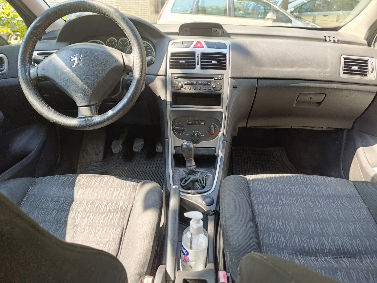 Peugeot 307 2.0 HDI, снимка 13 - Автомобили и джипове - 56337746