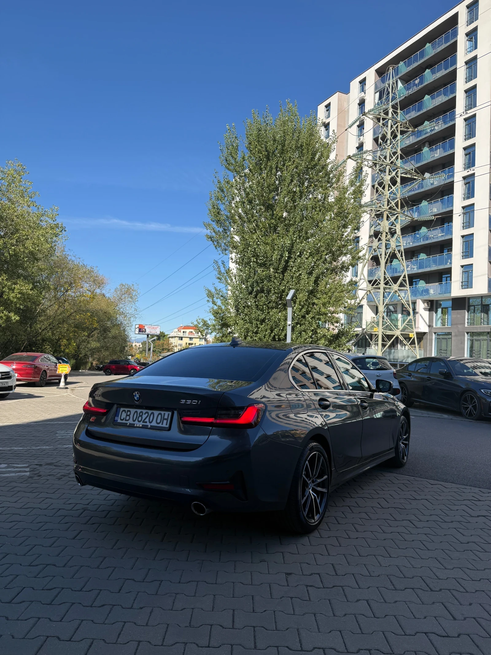 BMW 330, снимка 5 - Автомобили и джипове - 56338639
