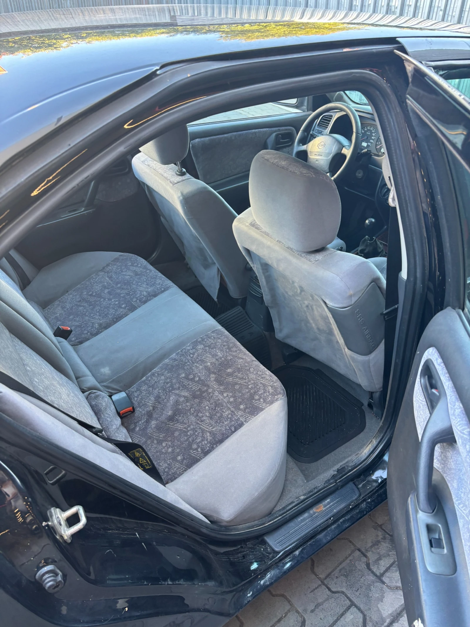 Nissan Primera, снимка 5 - Автомобили и джипове - 56695605