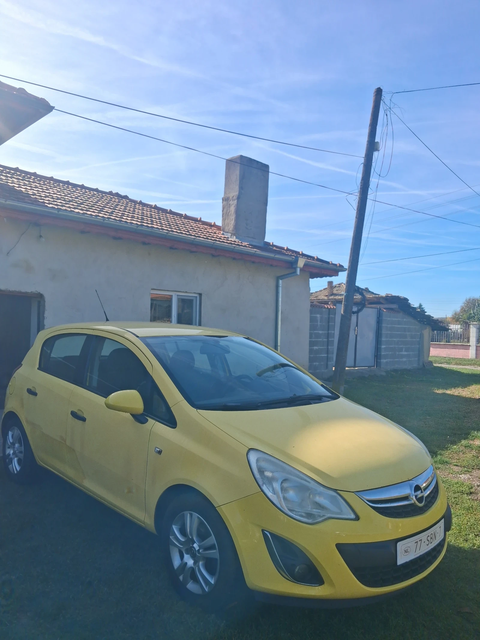 Opel Corsa 1.3 CDTI 2011г, снимка 3 - Автомобили и джипове - 56727341