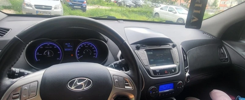 Hyundai IX35, снимка 12 - Автомобили и джипове - 47421239