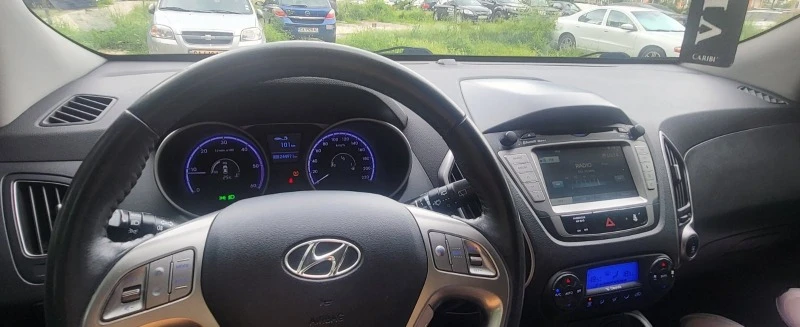 Hyundai IX35, снимка 11 - Автомобили и джипове - 47421239