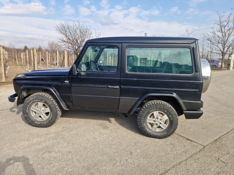 Mercedes-Benz G 300, снимка 3 - Автомобили и джипове - 48954396