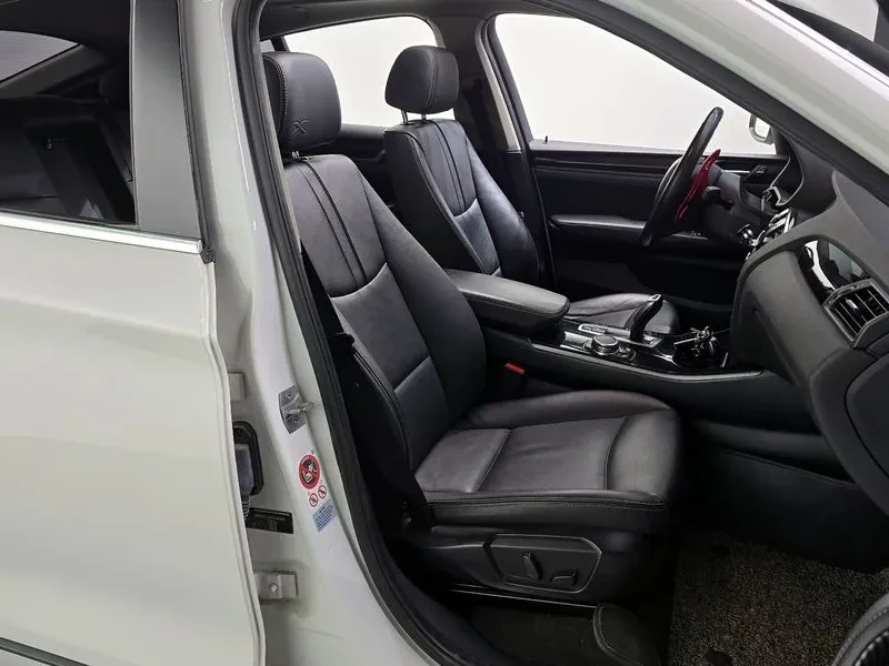 BMW X4 xDrive20D, снимка 12 - Автомобили и джипове - 54227278