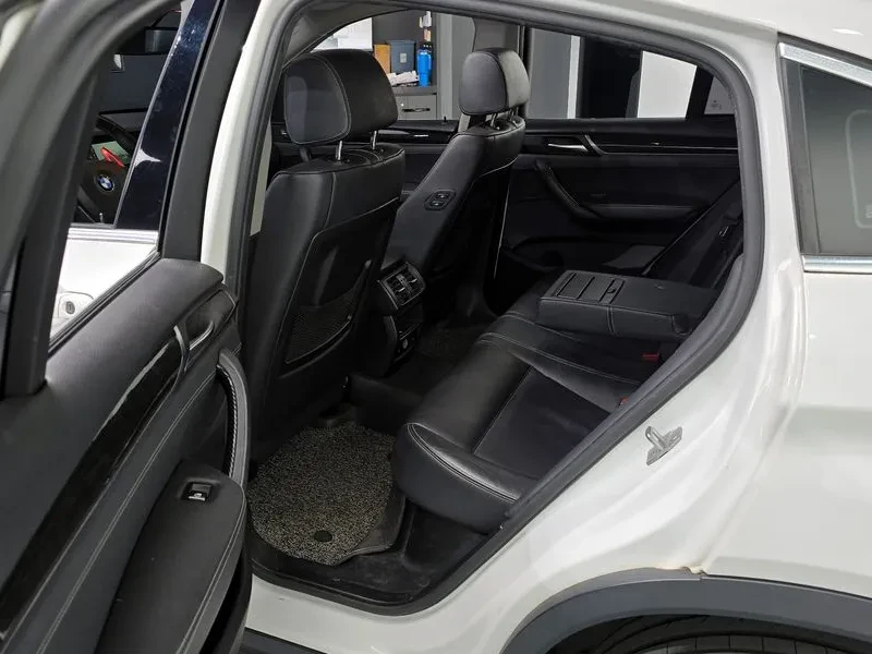 BMW X4 xDrive20D, снимка 11 - Автомобили и джипове - 54227278