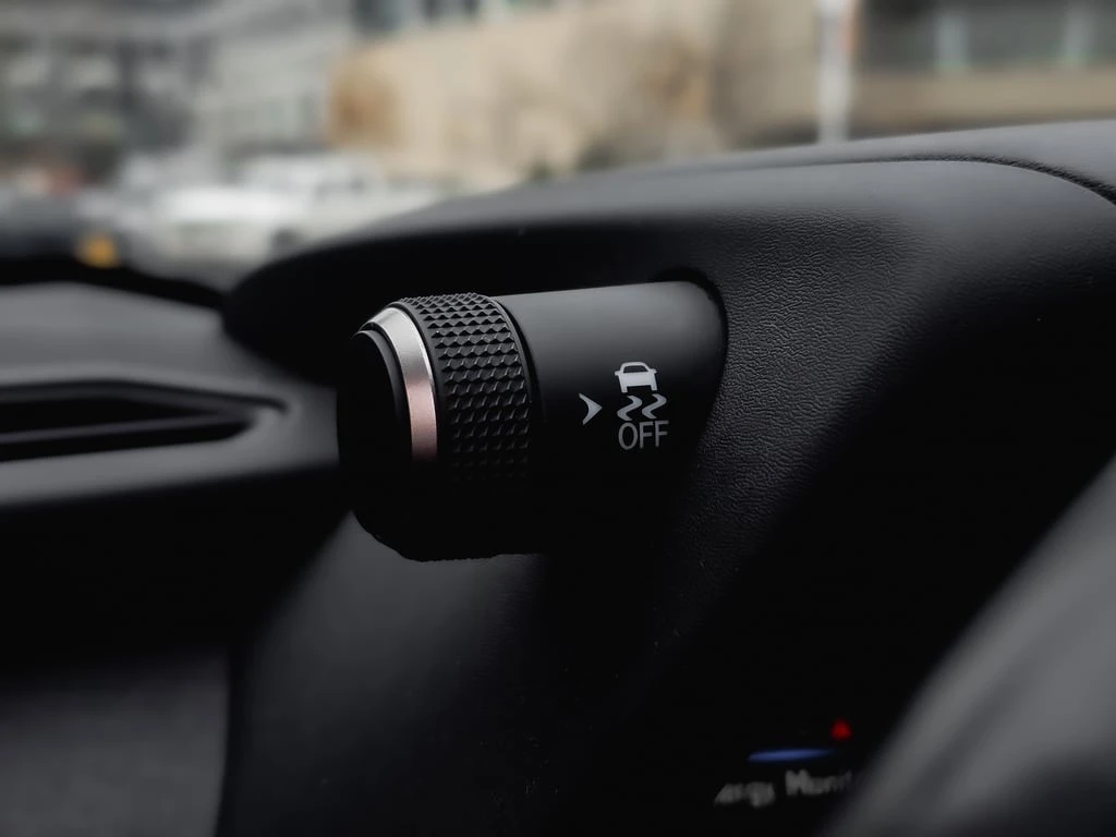 Lexus UX * 250h CVT * CARFAX * ��� ������������ ������ | Mobile.bg � ����������� 16