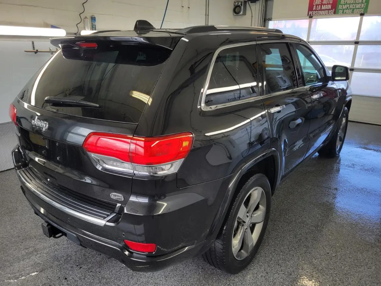 Jeep Grand cherokee Overland 3.6* Distronic* Обдух* Пано*  - изображение 4