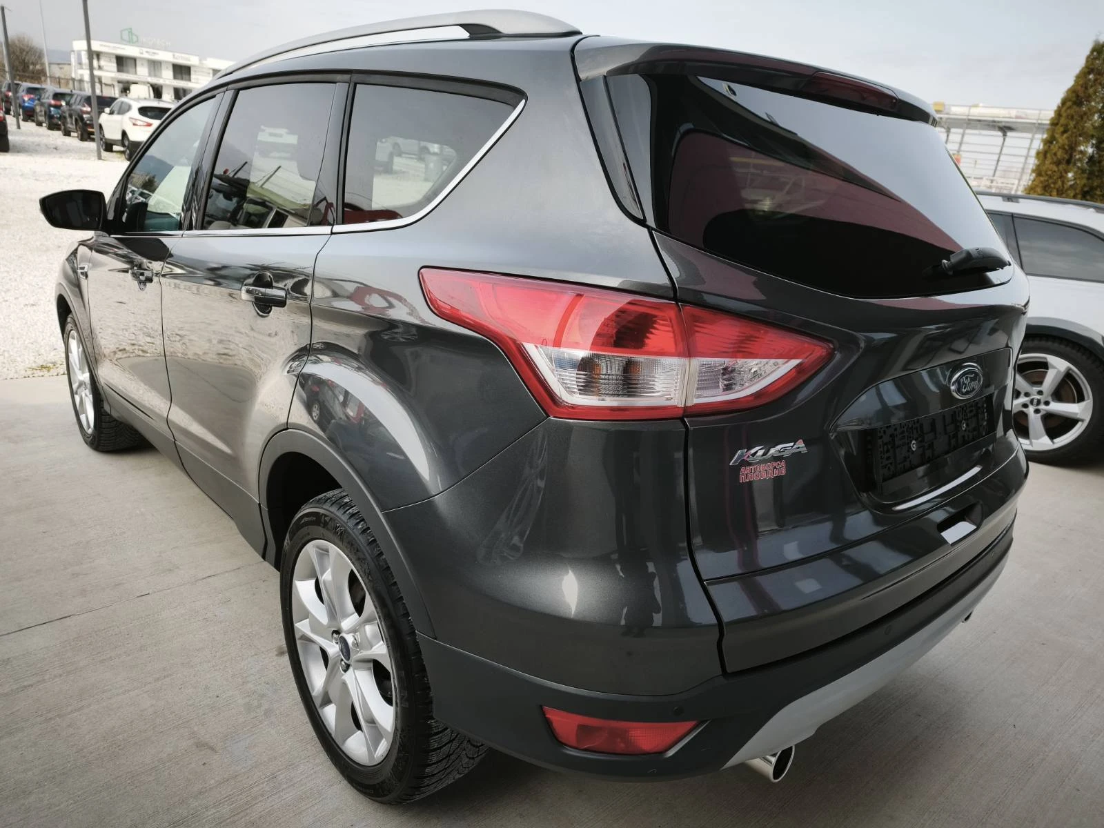 Ford Kuga 2.0TDCi 4x4 EURO6B, снимка 6 - Автомобили и джипове - 53915440