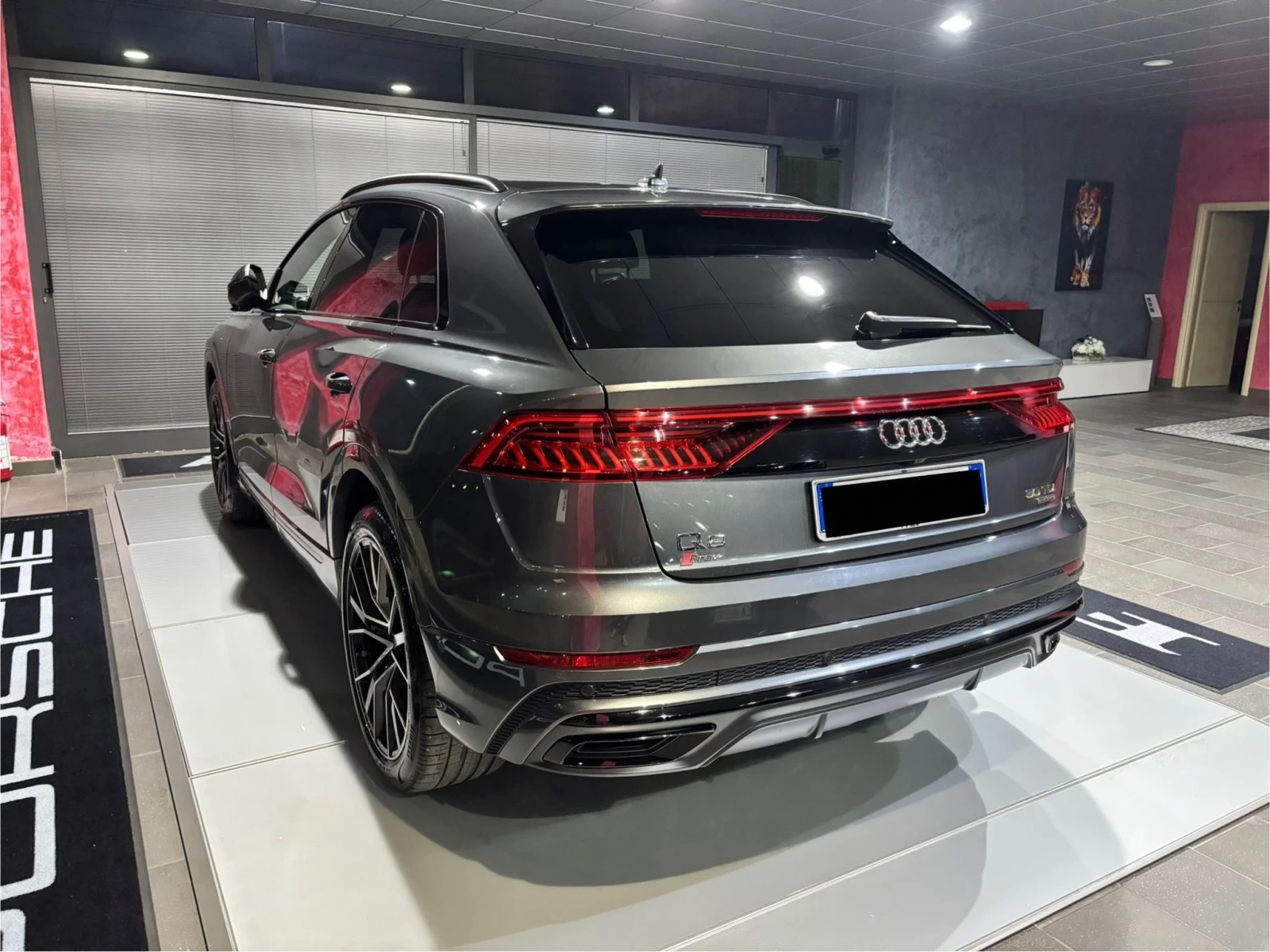 Audi Q8 3.0 TDI Quattro, снимка 5 - Автомобили и джипове - 54371357
