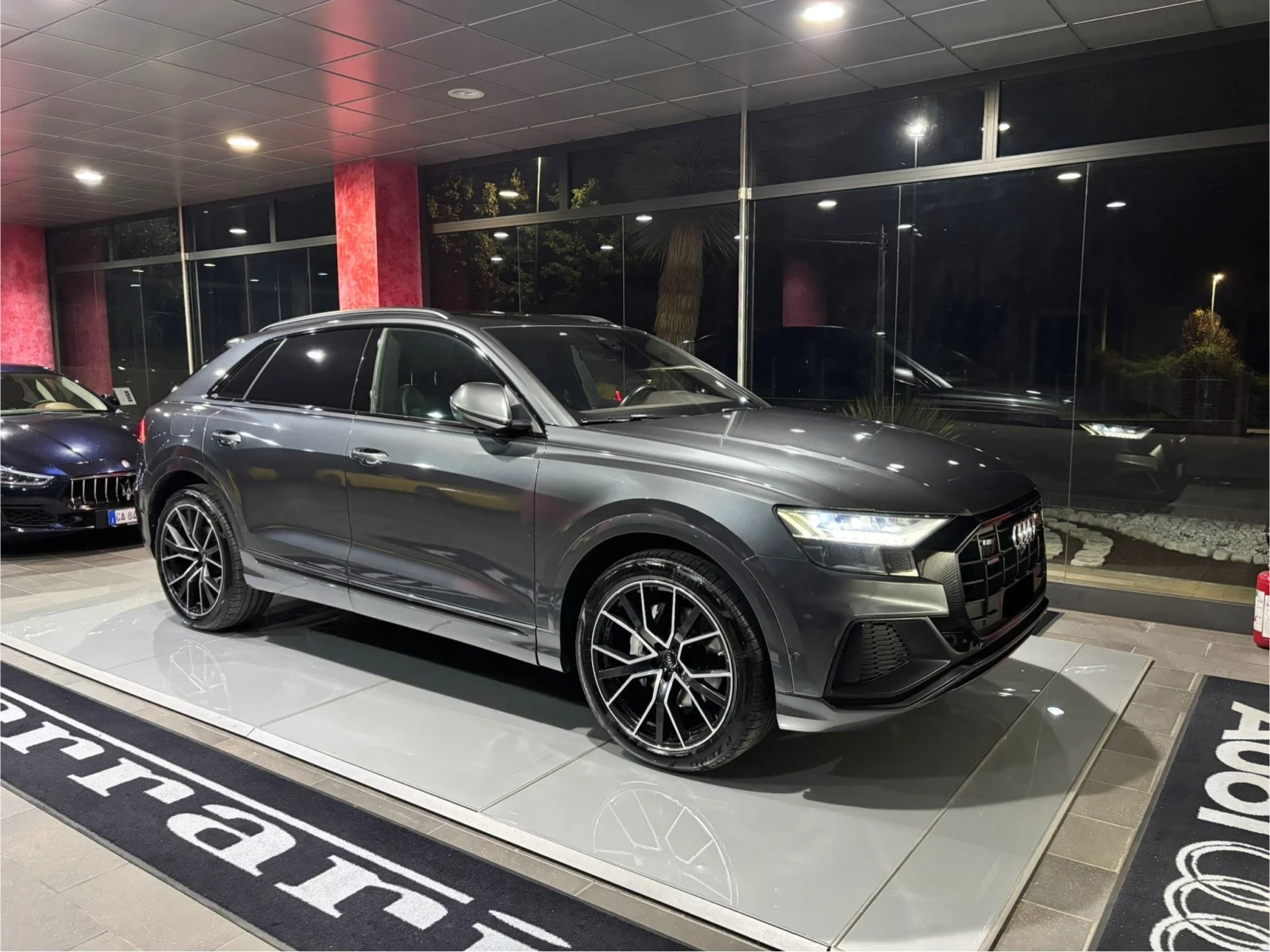 Audi Q8 3.0 TDI Quattro, снимка 3 - Автомобили и джипове - 54371357