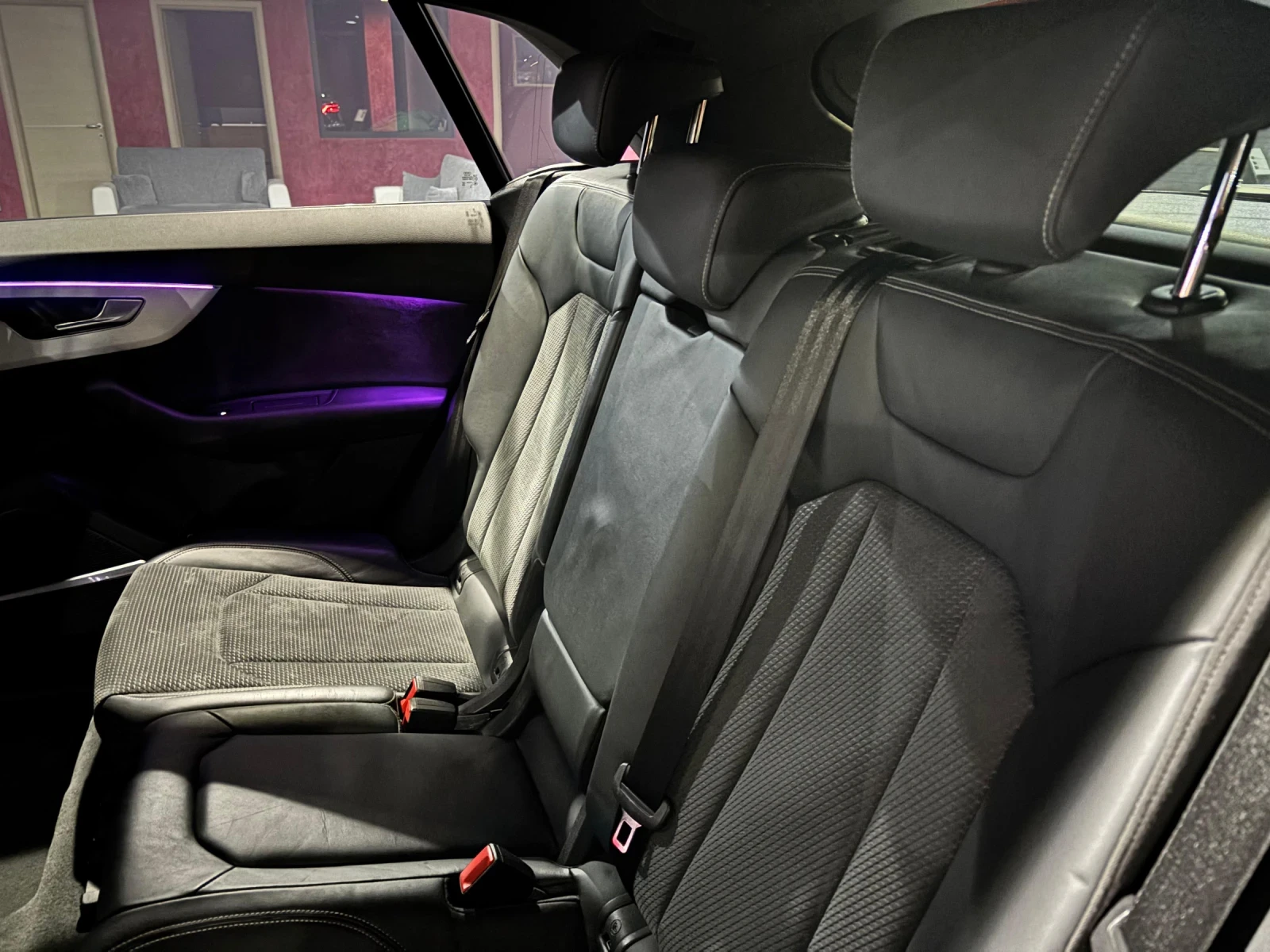 Audi Q8 3.0 TDI Quattro, снимка 13 - Автомобили и джипове - 54371357