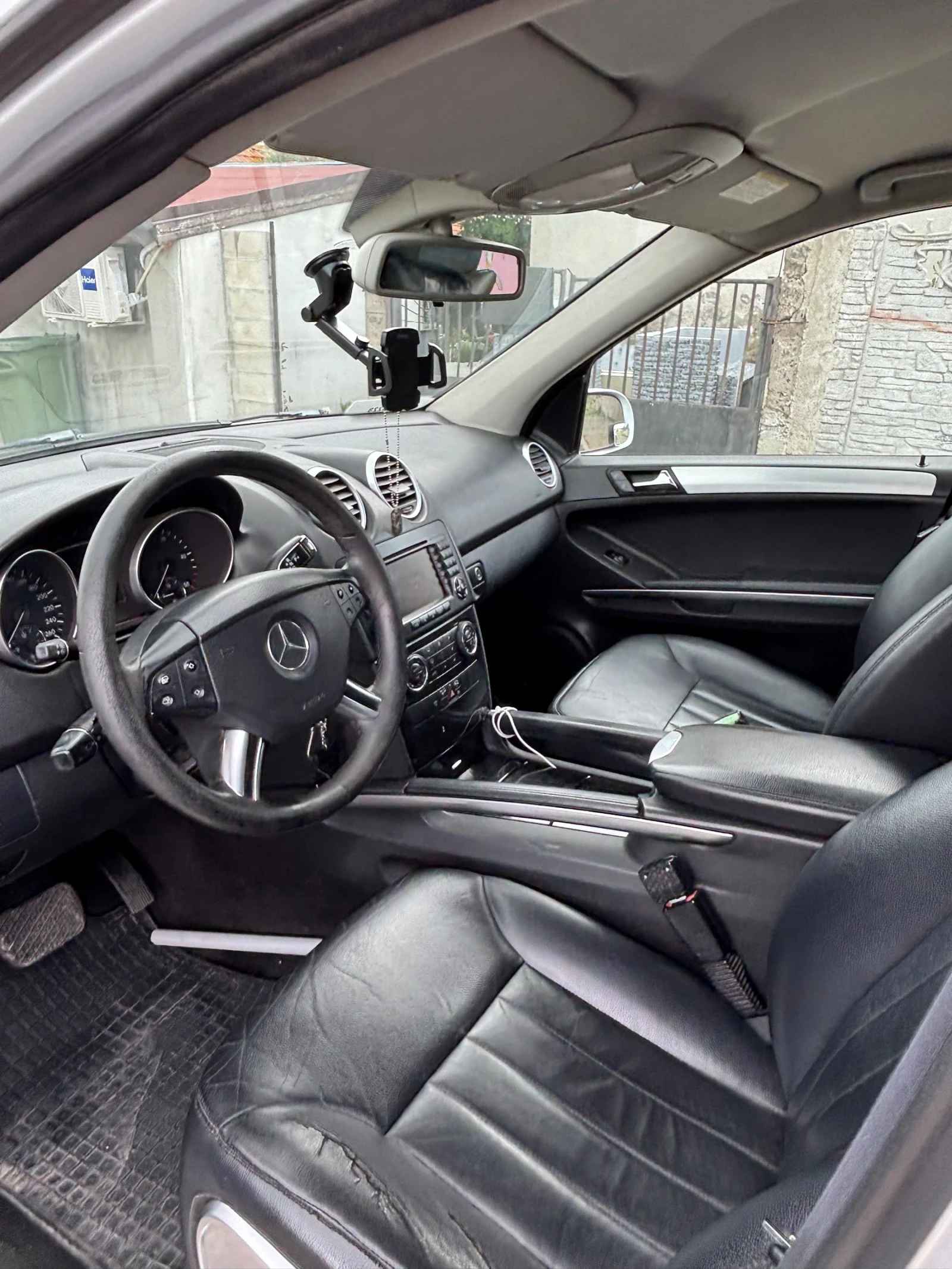 Mercedes-Benz ML 320, снимка 6 - Автомобили и джипове - 54652274