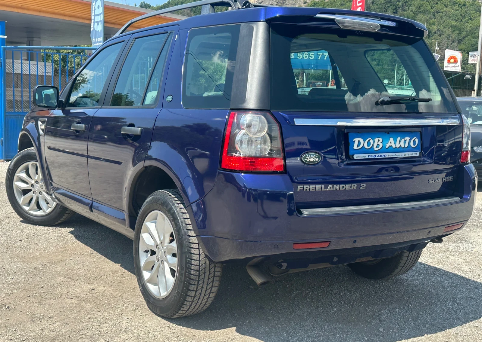 Land Rover Freelander 2.2SD4 -190к.с 4x4-АВТОМАТИК-ПАНОРАМА-НАВИ-КОЖА, снимка 4 - Автомобили и джипове - 55400296
