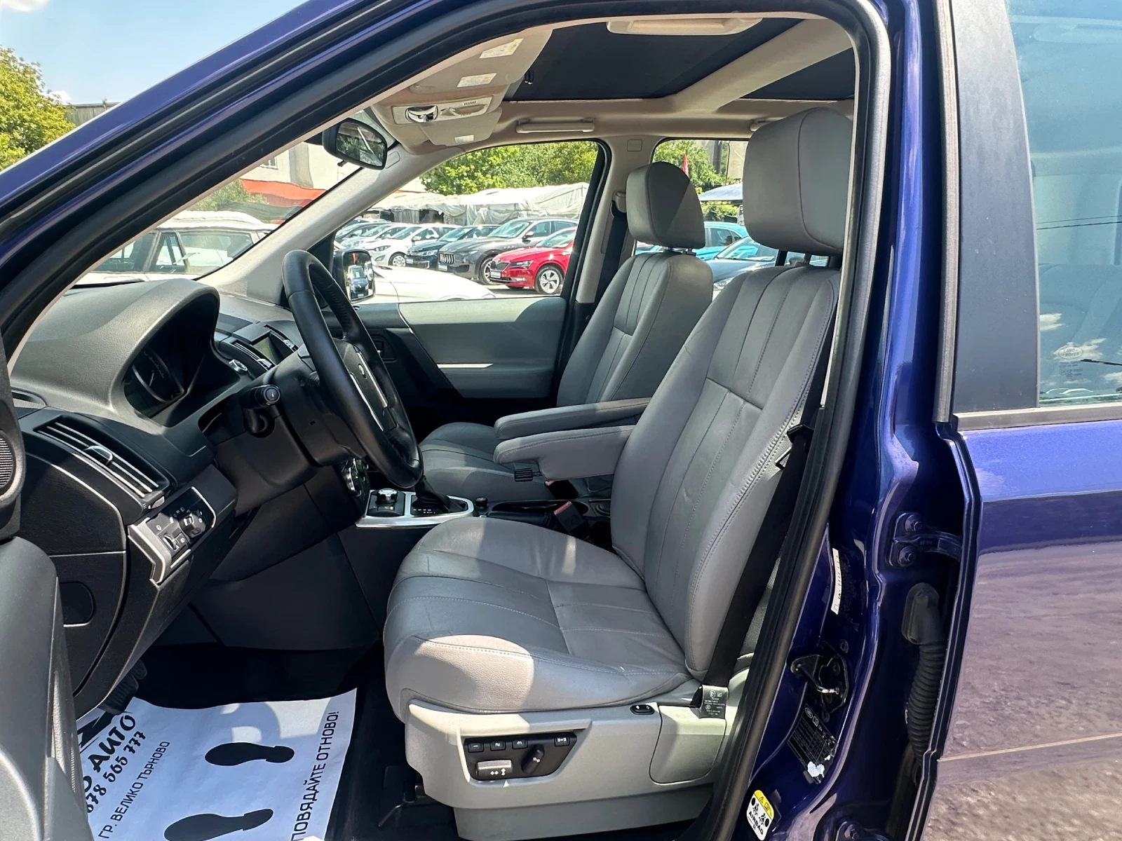 Land Rover Freelander 2.2SD4 -190к.с 4x4-АВТОМАТИК-ПАНОРАМА-НАВИ-КОЖА, снимка 11 - Автомобили и джипове - 55400296