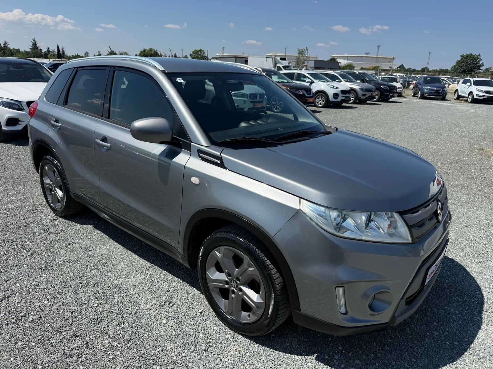 Suzuki Vitara (KATO НОВА), снимка 3 - Автомобили и джипове - 55496814