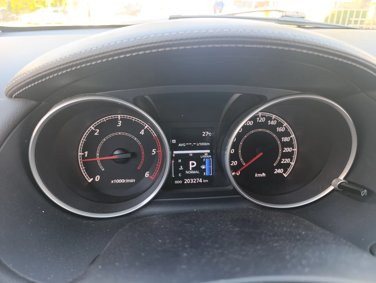 Mitsubishi Outlander 2.2 156 к.с, снимка 10 - Автомобили и джипове - 56221145