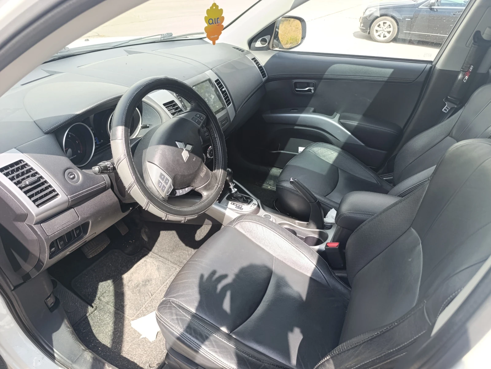 Mitsubishi Outlander 2.2 156 к.с, снимка 14 - Автомобили и джипове - 56221145