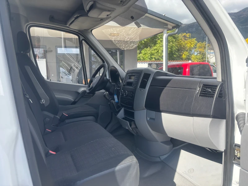 Mercedes-Benz Sprinter 316 CDI КЛИМА АВТОПИЛОТ, снимка 8 - Бусове и автобуси - 52027362