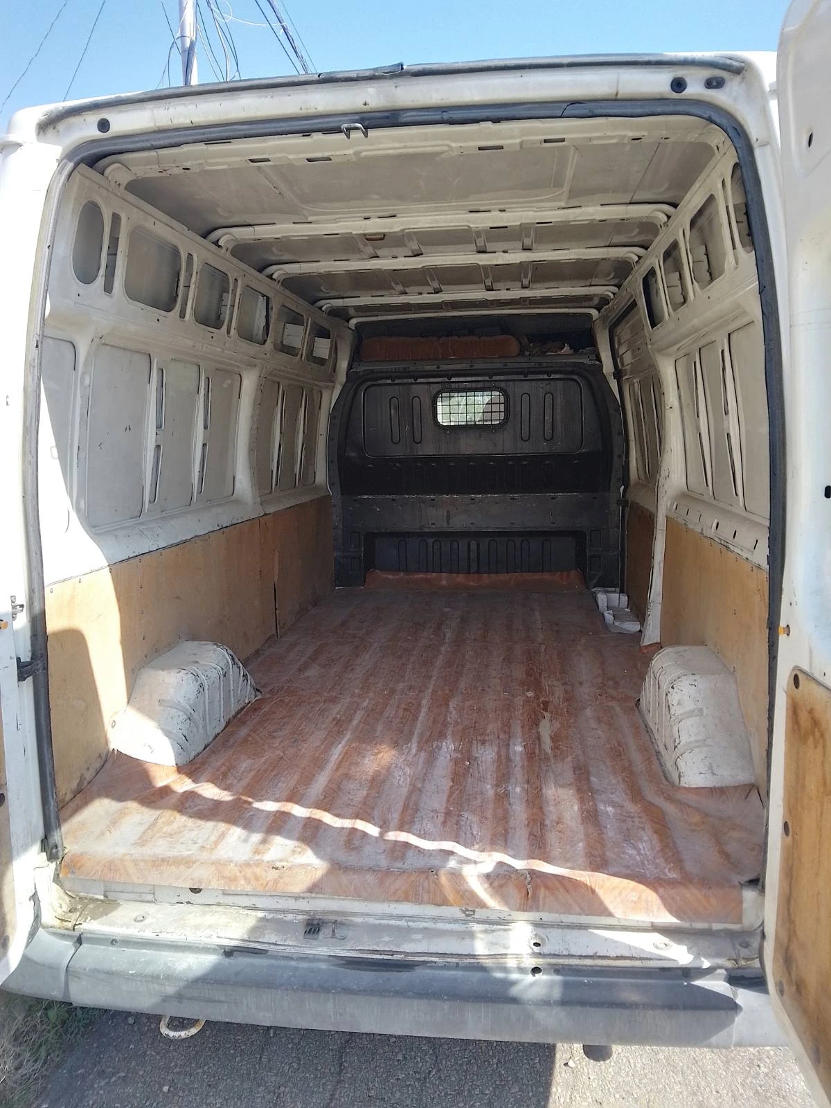 Ford Transit 2.4tdi - изображение 6