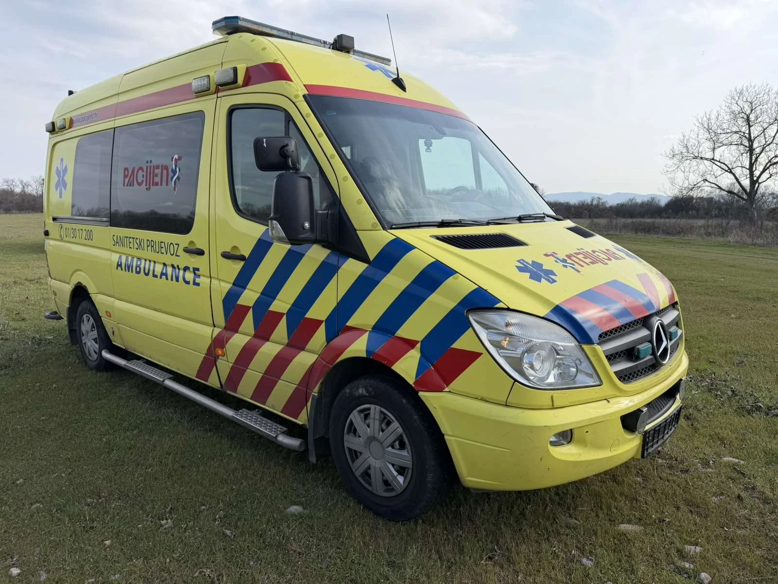 Mercedes-Benz Sprinter 318 V6 МОТОР автомат, линейка, снимка 4 - Бусове и автобуси - 54036263