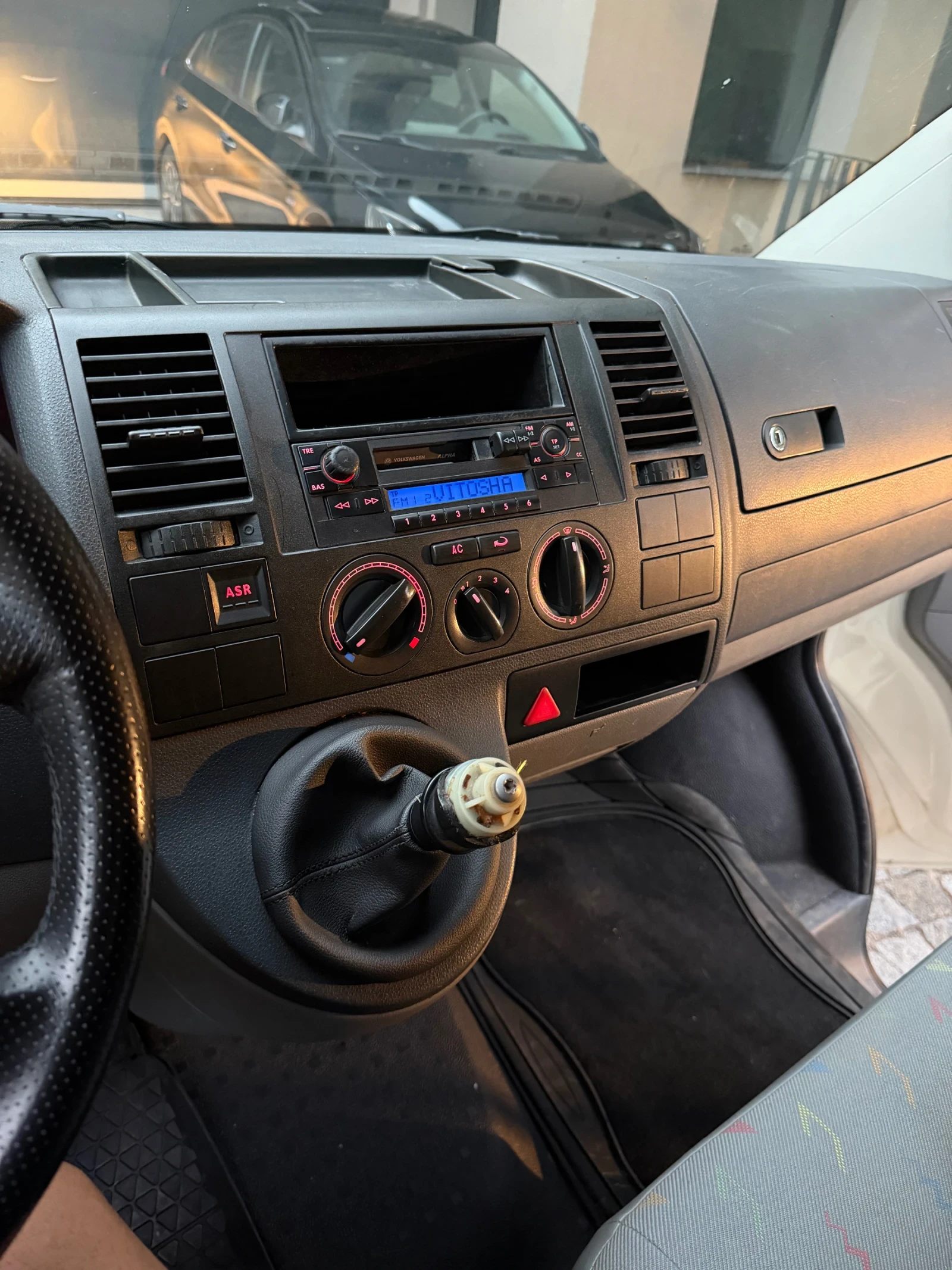 VW Transporter Transporter, снимка 13 - Бусове и автобуси - 56247323