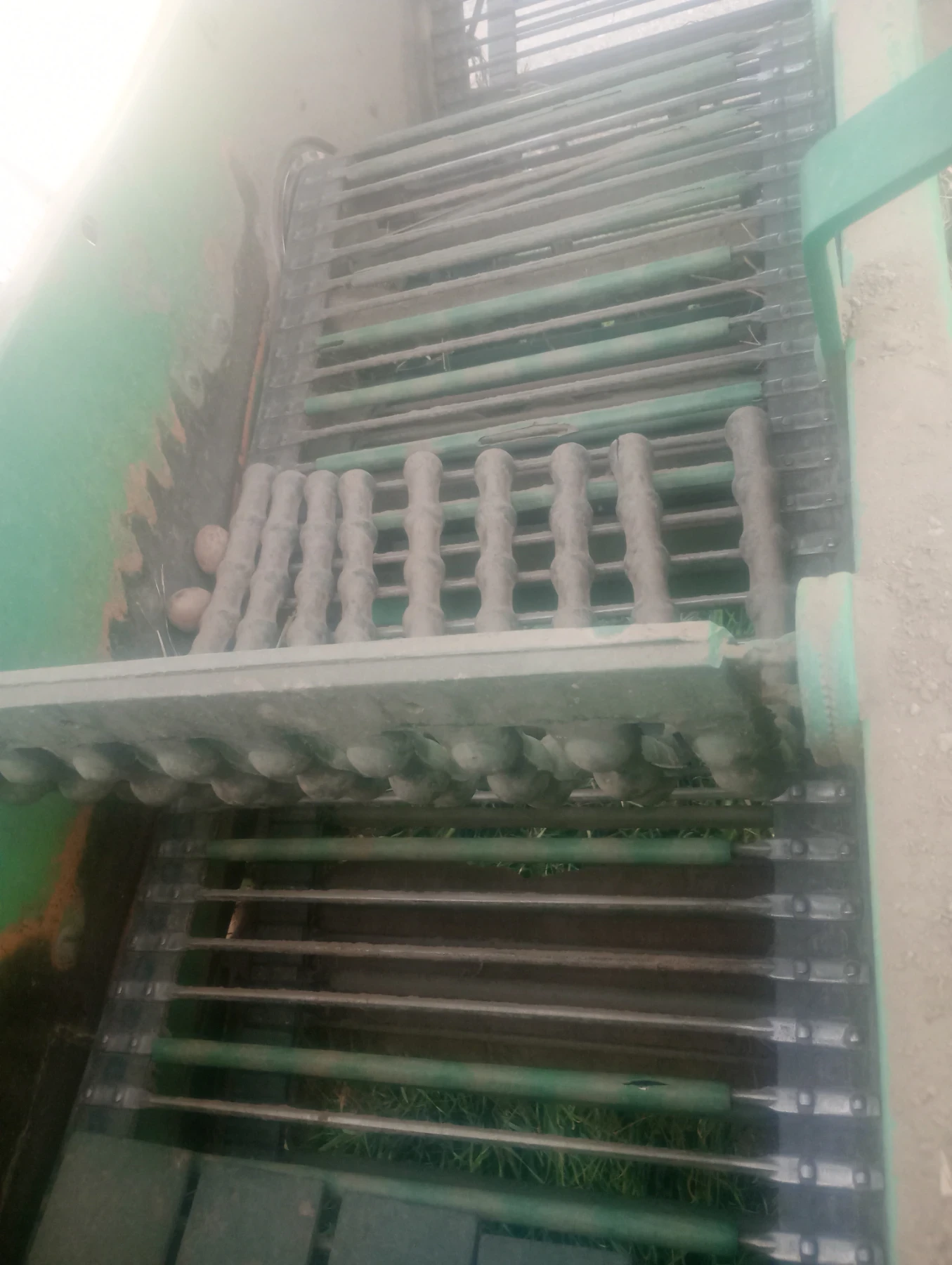 Друг вид Български Картофокомбайн - изображение 4