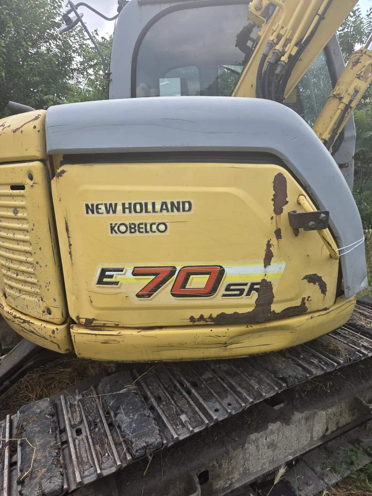Багер New Holland E70SR, снимка 4 - Индустриална техника - 55836380