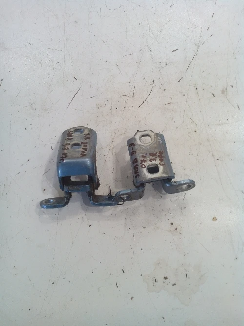 Панта врата за Сааб 9-3 (задна дясна долна и горна )