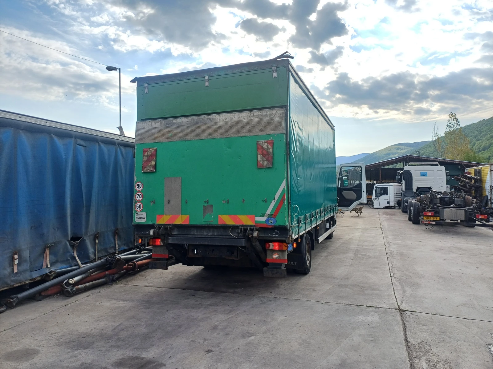    6,1  | Mobile.bg   2