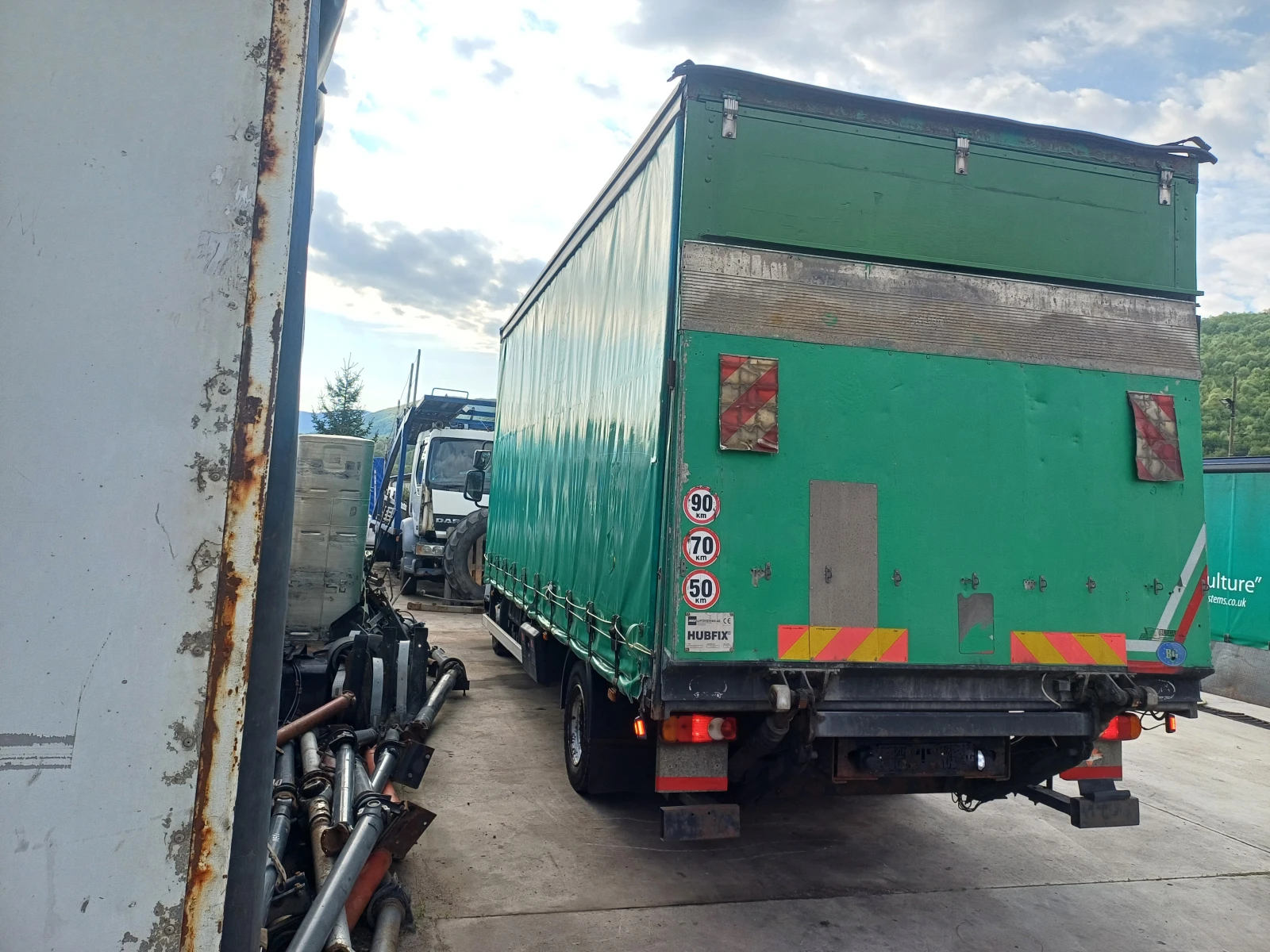    6,1  | Mobile.bg   3