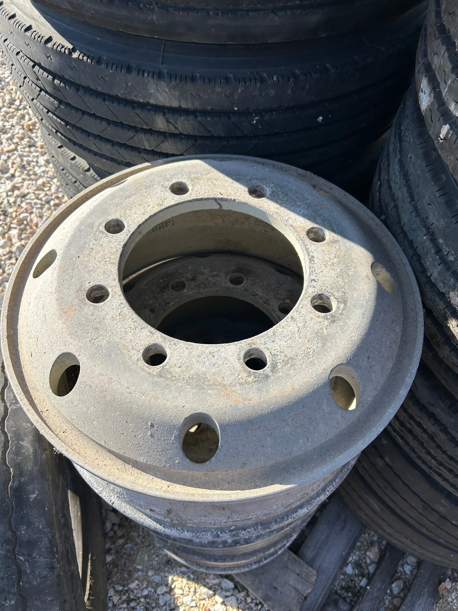 ���� � ������ 265/70R19.5 | Mobile.bg � ����������� 1