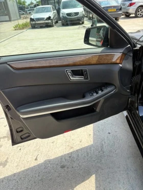 Mercedes-Benz E 200 651, снимка 17