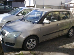 Skoda Fabia * * КЛИМАТИК* *  - 2811 € / 5497.84 лв. - 25739336 7