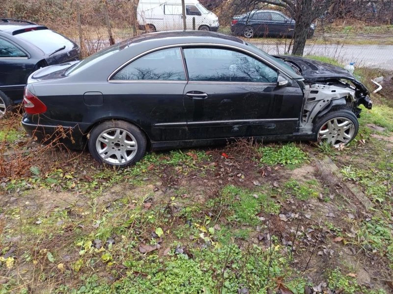 Mercedes-Benz CLK 2.7 CDI, снимка 2 - Автомобили и джипове - 48386675