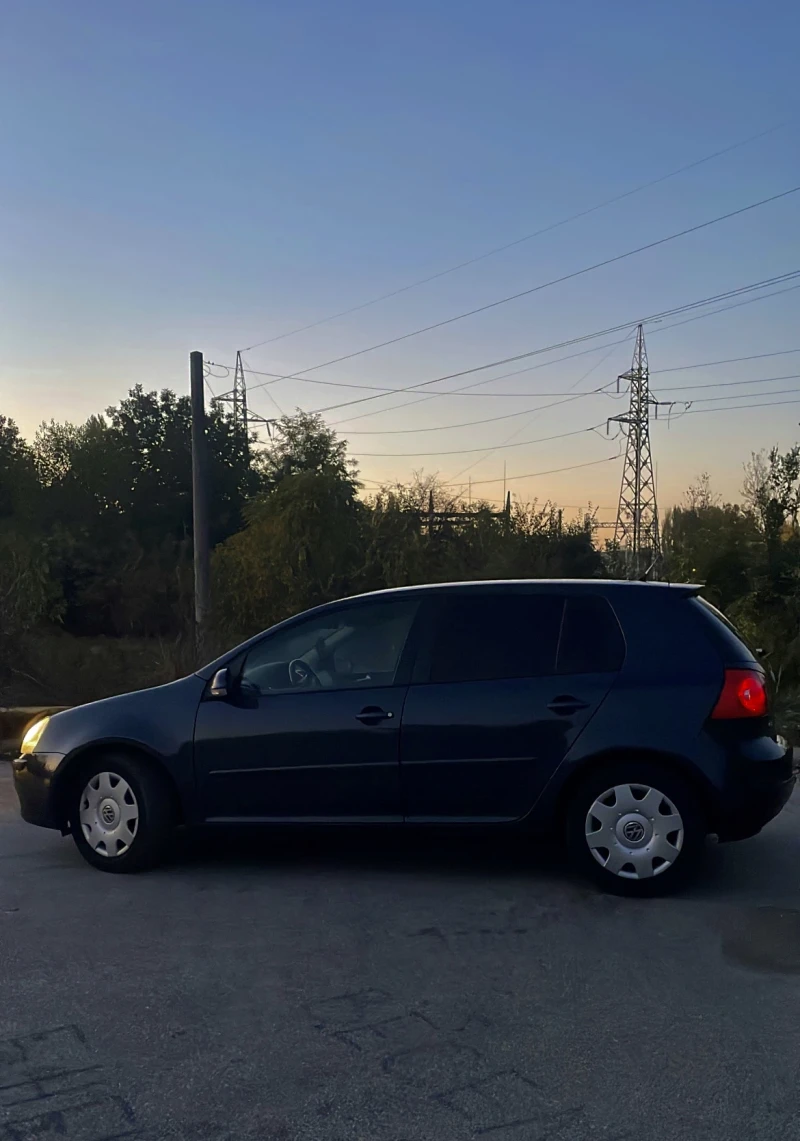 VW Golf 1.9 TDI, снимка 2 - Автомобили и джипове - 47726990