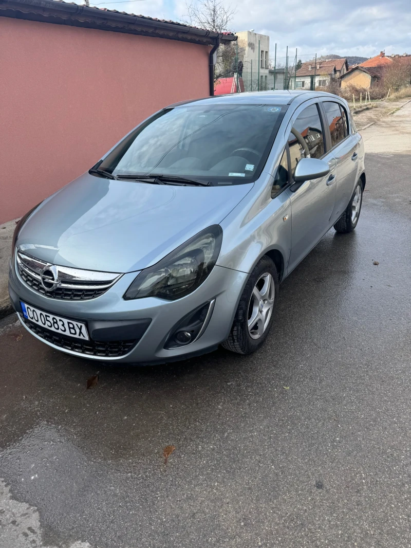 Opel Corsa  D Фабрична газ, снимка 2 - Автомобили и джипове - 48112671