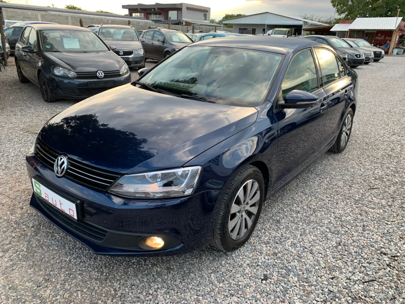 VW Jetta 1.6TDI, снимка 1 - Автомобили и джипове - 48273631