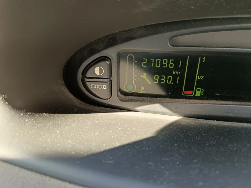 Citroen Xsara picasso 2.0 HDI 90к.с., снимка 7 - Автомобили и джипове - 48415257