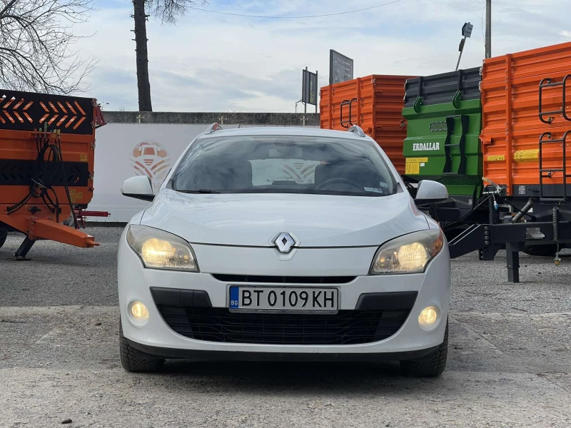 Renault Megane, снимка 2 - Автомобили и джипове - 48811541