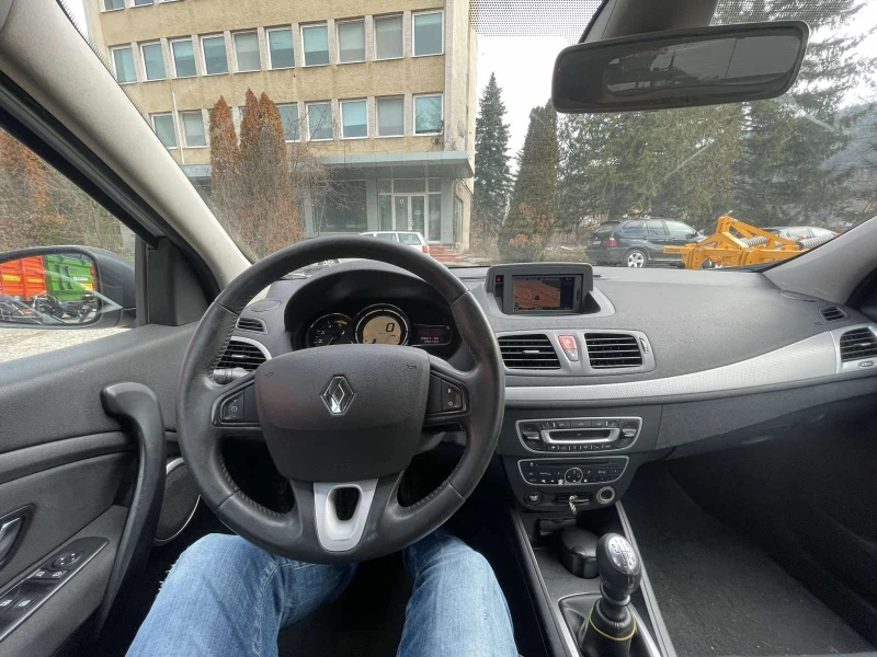 Renault Megane, снимка 6 - Автомобили и джипове - 49546168